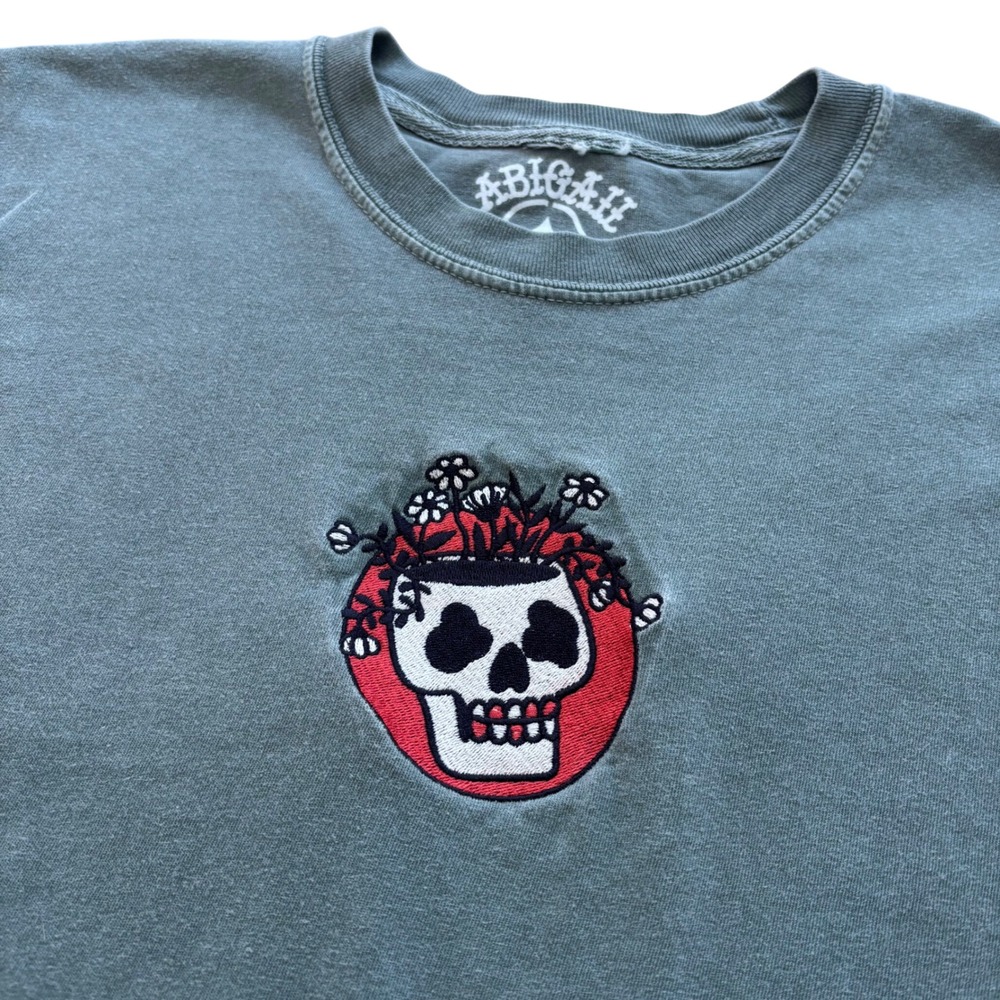 Abigail EP Mens Skull Flower Embroidered Graphic T-Shirt Sage Green Large